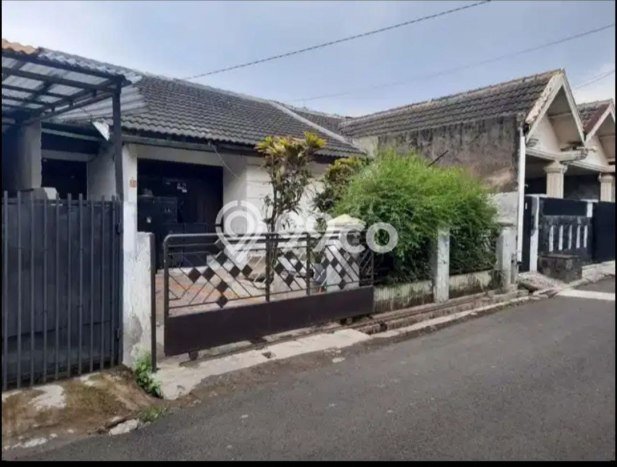 Rumah Bagus area Arcamanik, Bandung, Luas Tanah 160m², LB 54m² Rumah Bagus area Arcamanik, Bandung, Luas Tanah 160m², LB 54m²