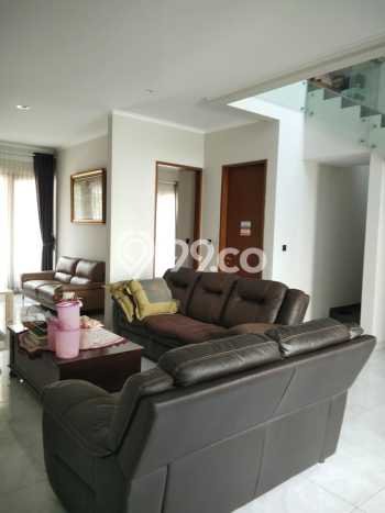 Rumah Elit Modern Siap Huni di Buah Batu Bandung Rumah Elit Modern Siap Huni di Buah Batu Bandung