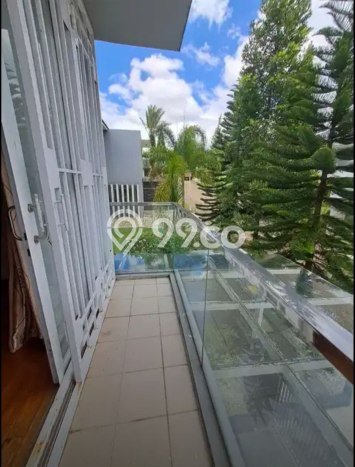 Ready to Use! Luxury House LT 438m2 Desain Elegan di Bandung Kota Ready to Use! Luxury House LT 438m2 Desain Elegan di Bandung Kota