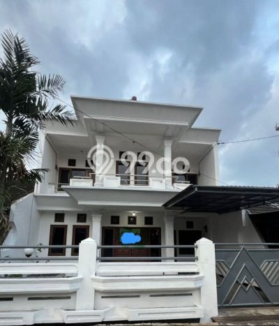 Rumah Cantik Siap Pakai Di Antapani Luas 200m2 Lokasi Strategis Rumah Cantik Siap Pakai Di Antapani Luas 200m2 Lokasi Strategis