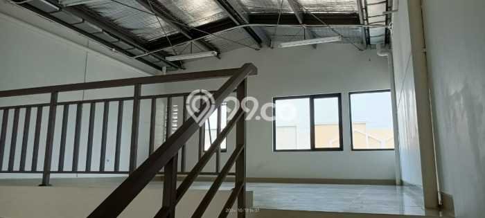 Ruko Disewakan Lokasi BSD Tangerang Selatan Harga Spesial! Ruko Disewakan Lokasi BSD Tangerang Selatan Harga Spesial!