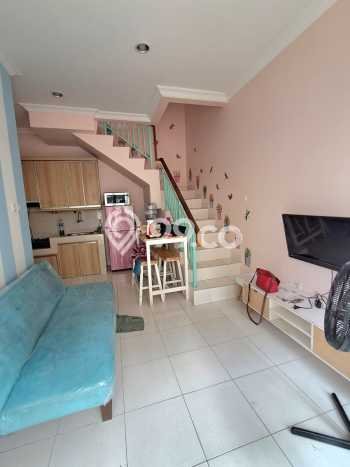 Disewakan! Rumah 3 Kamar Tidur &
3 Kamar Mandi di Gading Serpong, Tangerang Disewakan! Rumah 3 Kamar Tidur &
3 Kamar Mandi di Gading Serpong, Tangerang