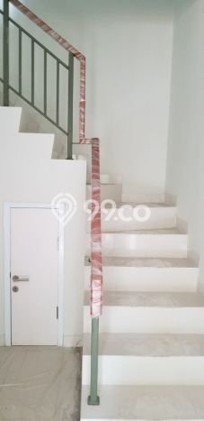 Jarang Ada! Rumah Kontrakan 3 Kamar Nyaman Siap Huni Gading Serpong Jarang Ada! Rumah Kontrakan 3 Kamar Nyaman Siap Huni Gading Serpong