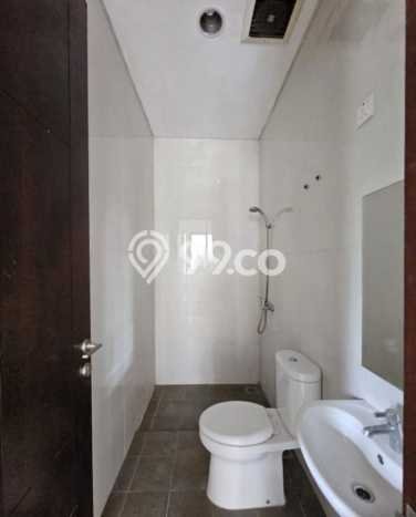 Rumah Strategis Minimalis Lb 120m2 di BSD, Tangerang Selatan Rumah Strategis Minimalis Lb 120m2 di BSD, Tangerang Selatan