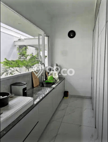 Hunian Mewah LB 400m2 Siap Pakai Desain Elegan di Setiabudi, Bandung Hunian Mewah LB 400m2 Siap Pakai Desain Elegan di Setiabudi, Bandung