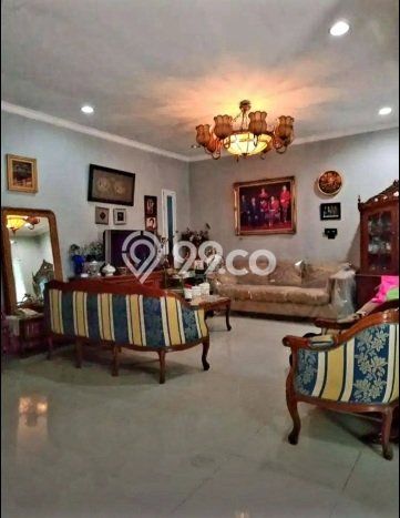 Rumah Strategis area Coblong, Bandung, Luas 90m2m² LB 178m2m² - HARGA NEGO! Rumah Strategis area Coblong, Bandung, Luas 90m2m² LB 178m2m² - HARGA NEGO!
