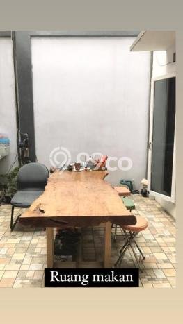 For Sale Rumah 5 Kamar Lokasi Ideal Bagus dan Strategis di Antapani For Sale Rumah 5 Kamar Lokasi Ideal Bagus dan Strategis di Antapani