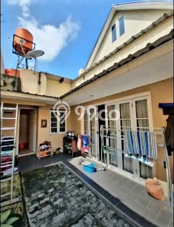 Rumah Mewah LB 160m2 Siap Huni Desain Elegan di Geger Kalong, Bandung Rumah Mewah LB 160m2 Siap Huni Desain Elegan di Geger Kalong, Bandung