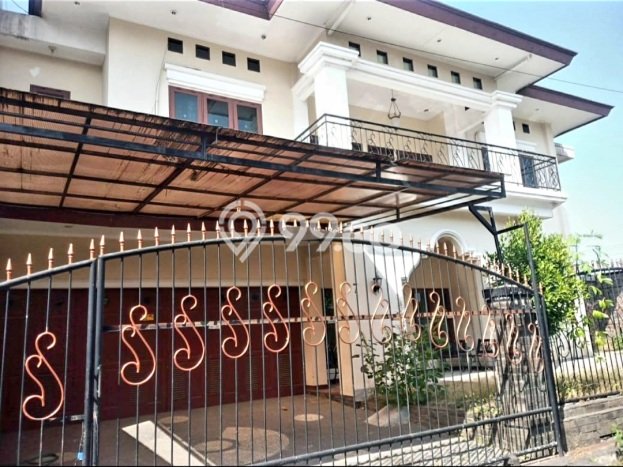 HARGA SPESIAL! Rumah di Antapani, Bandung, Luas 394m2m² Bangunan 395m2m² BISA KPR! HARGA SPESIAL! Rumah di Antapani, Bandung, Luas 394m2m² Bangunan 395m2m² BISA KPR!