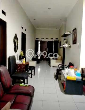 Dijual Murah Rumah dengan 4 Kamar Tidur dan 3 Kamar Mandi di Area Arcamanik, Bandung Dijual Murah Rumah dengan 4 Kamar Tidur dan 3 Kamar Mandi di Area Arcamanik, Bandung