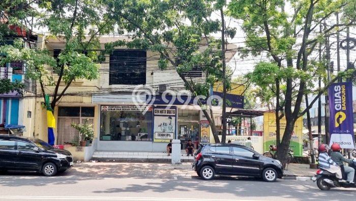 Dijual Rumah Mewah Elegan Dengan View Eksklusif di Moch Toha, Bandung Dijual Rumah Mewah Elegan Dengan View Eksklusif di Moch Toha, Bandung