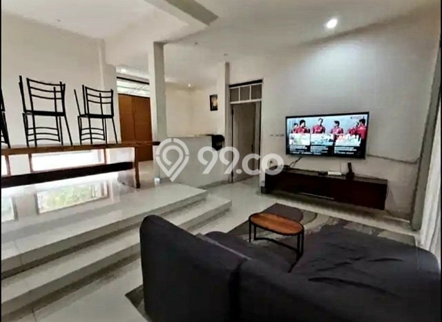 Rumah Lokasi Strategis di , Bandung, Luas 172m2m² LB 150m2m² Rumah Lokasi Strategis di , Bandung, Luas 172m2m² LB 150m2m²