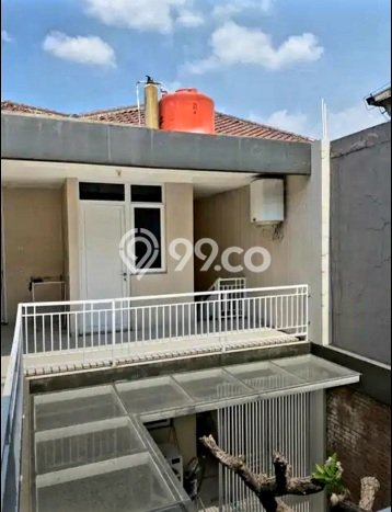 HARGA SPECIAL! Rumah Nyaman di Antapani, Bandung, Luas 305m2m² LB 281m2m² Bisa Nego! HARGA SPECIAL! Rumah Nyaman di Antapani, Bandung, Luas 305m2m² LB 281m2m² Bisa Nego!