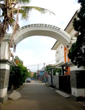 Rumah Nyaman di Antapani, Bandung, LT 278m2m² Bangunan 200m2m² Rumah Nyaman di Antapani, Bandung, LT 278m2m² Bangunan 200m2m²