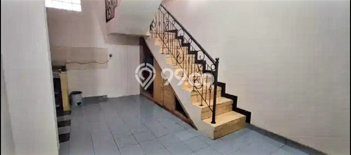 Rumah di , Luas 172m2m², Bangunan 200m2m² Rumah di , Luas 172m2m², Bangunan 200m2m²