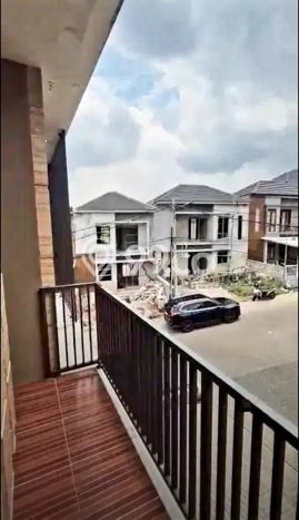 DIJUAL CEPAT! Rumah Modern di Parongpong, Bandung, LT 155m2m² LB 165m2m² BISA KPR! DIJUAL CEPAT! Rumah Modern di Parongpong, Bandung, LT 155m2m² LB 165m2m² BISA KPR!