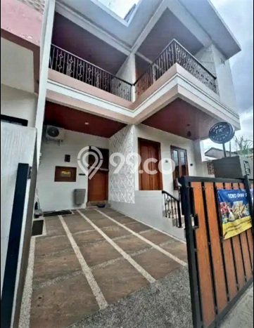 Rumah Elit Modern Tanpa Renovasi di Cikutra Bandung Rumah Elit Modern Tanpa Renovasi di Cikutra Bandung