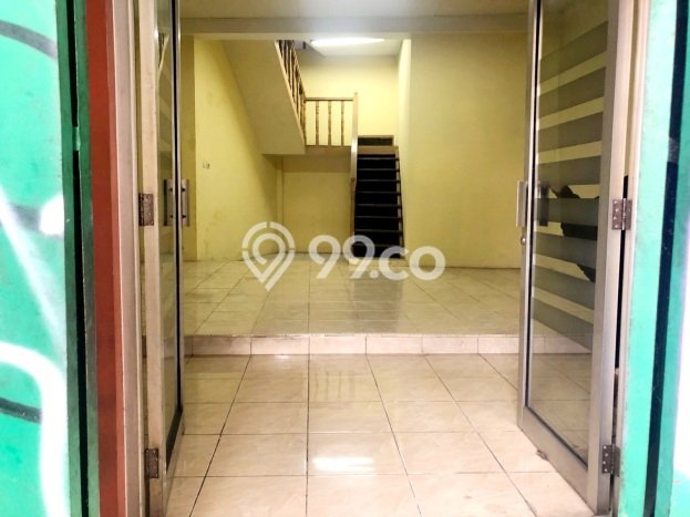 Ruko disewakan lokasi strategis Cibeunying Kidul Bandung 131m2 Ruko disewakan lokasi strategis Cibeunying Kidul Bandung 131m2
