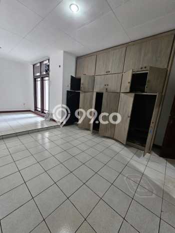 Dijual Rumah Mewah Megah Dengan View Eksklusif di Kayu Putih, Jakarta Timur Dijual Rumah Mewah Megah Dengan View Eksklusif di Kayu Putih, Jakarta Timur