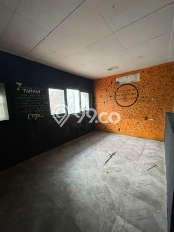 LOKASI PREMIUM! Rumah area Kelapa Gading, 4 KT, Lingkungan Tenang, LT 120m2m² Bangunan 168m2m² LOKASI PREMIUM! Rumah area Kelapa Gading, 4 KT, Lingkungan Tenang, LT 120m2m² Bangunan 168m2m²