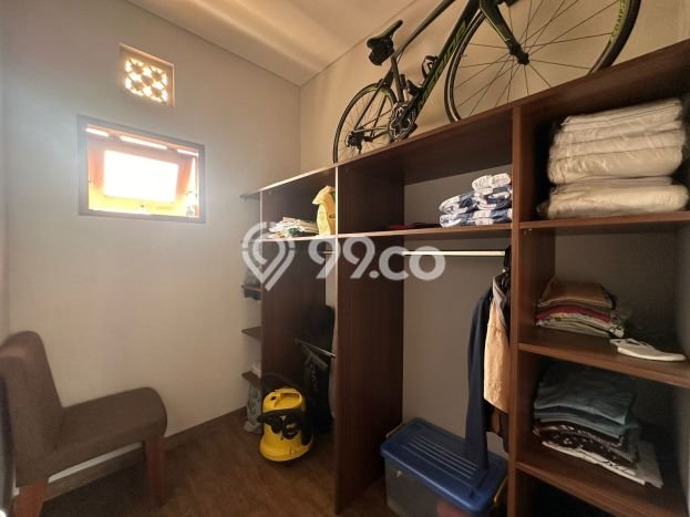 FOR SALE! Vila di , Area 250m2m², Lokasi Strategis FOR SALE! Vila di , Area 250m2m², Lokasi Strategis