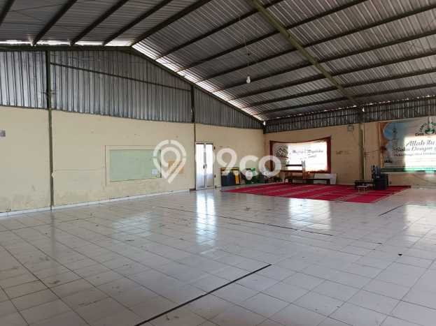 Area Ramai! Gudang Dijual di Tabanan untuk Bisnis Luas Bangunan 800m2 Area Ramai! Gudang Dijual di Tabanan untuk Bisnis Luas Bangunan 800m2