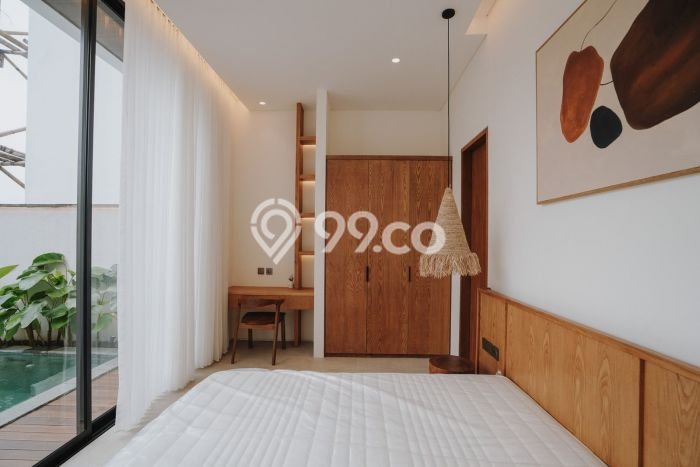 Kesempatan Investasi! Vila di , Ukuran 200m2m², Lokasi Premium dengan nilai meningkat Kesempatan Investasi! Vila di , Ukuran 200m2m², Lokasi Premium dengan nilai meningkat