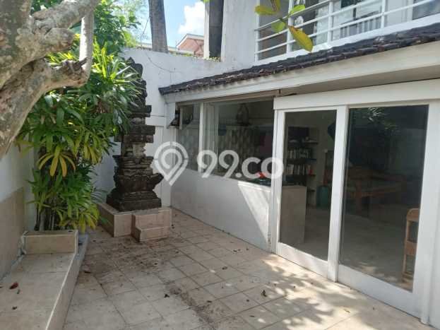 Kesempatan Terbaik! Vila Kawasan , Dimensi 330m2m², Posisi Premium dekat dengan berbagai fasilitas Kesempatan Terbaik! Vila Kawasan , Dimensi 330m2m², Posisi Premium dekat dengan berbagai fasilitas