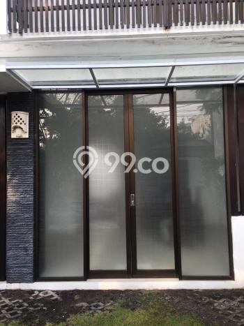HARGA TERBAIK! Vila di , Luas 150m2m², Lingkungan Elite dengan keamanan terjamin HARGA TERBAIK! Vila di , Luas 150m2m², Lingkungan Elite dengan keamanan terjamin