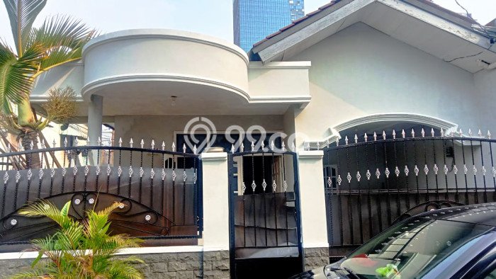Jual Rumah Luas Megah Dengan View Eksklusif di Setiabudi, Jakarta Selatan Jual Rumah Luas Megah Dengan View Eksklusif di Setiabudi, Jakarta Selatan