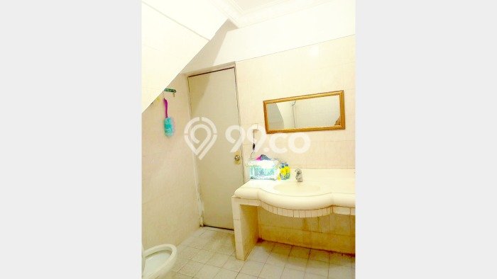 Dijual Rumah Premium dengan Fasilitas Sekitar Komplit di Serpong, Tangerang Selatan Dijual Rumah Premium dengan Fasilitas Sekitar Komplit di Serpong, Tangerang Selatan