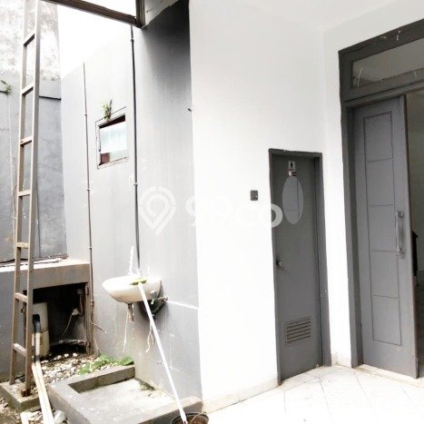 Ruko bagus disewakan di Pondok Aren Tangerang Selatan dengan LB 189m2 harga sewa terbaik Ruko bagus disewakan di Pondok Aren Tangerang Selatan dengan LB 189m2 harga sewa terbaik