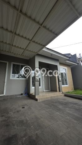 Lokasi strategis! Rumah siap pakai dikontrakkan di Serpong Utara LB 150m2 Lokasi strategis! Rumah siap pakai dikontrakkan di Serpong Utara LB 150m2