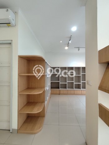 Rumah Sewa Tangerang LT 180m2 LB 170m2 Area Gading Serpong Rumah Sewa Tangerang LT 180m2 LB 170m2 Area Gading Serpong