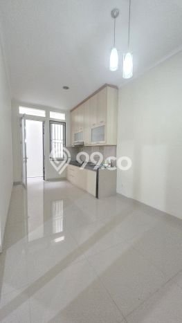 Disewakan! Rumah 3 Kamar Tidur &
3 Kamar Mandi di BSD City, Tangerang Disewakan! Rumah 3 Kamar Tidur &
3 Kamar Mandi di BSD City, Tangerang