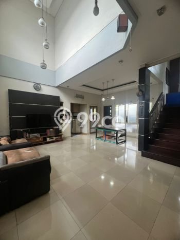 Rumah Elit Modern Siap Huni di BSD Puspita Loka Tangerang Rumah Elit Modern Siap Huni di BSD Puspita Loka Tangerang