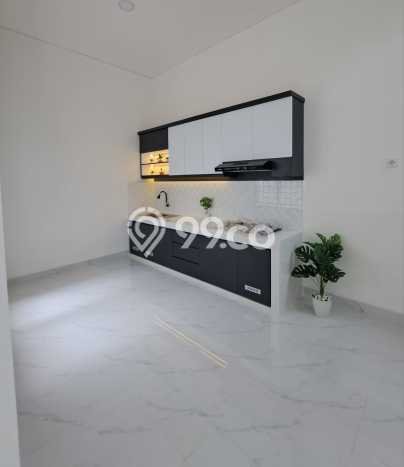 Rumah Mewah LB 160m2 Siap Huni Desain Elegan di BSD Kencana Loka, Tangerang Rumah Mewah LB 160m2 Siap Huni Desain Elegan di BSD Kencana Loka, Tangerang