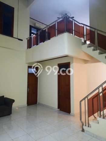 Rumah Mewah Siap Huni LT 206m2 di Kebayoran Lama, Jakarta Selatan Rumah Mewah Siap Huni LT 206m2 di Kebayoran Lama, Jakarta Selatan