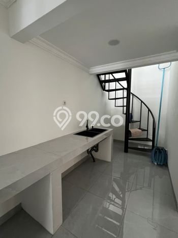 Rumah Asri area , Dekat Tangerang Selatan, Tangerang Selatan - LT 255m2m² Rumah Asri area , Dekat Tangerang Selatan, Tangerang Selatan - LT 255m2m²