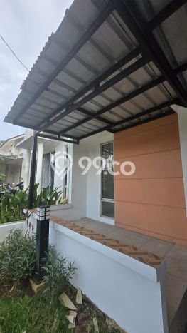 Disewakan! Rumah 3 Kamar Tidur &
1 Kamar Mandi di Gading Serpong, Tangerang Disewakan! Rumah 3 Kamar Tidur &
1 Kamar Mandi di Gading Serpong, Tangerang