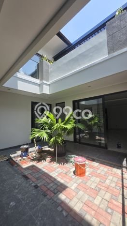 For Sale! Luxury House LT 300m2 Desain Modern di BSD City For Sale! Luxury House LT 300m2 Desain Modern di BSD City
