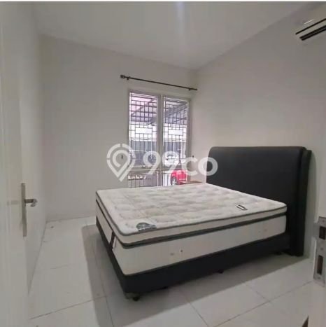 Jarang Ada! Rumah Sewa 2 Kamar Bagus Siap Huni BSD City Jarang Ada! Rumah Sewa 2 Kamar Bagus Siap Huni BSD City