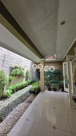 Rumah Elit Modern Siap Huni di BSD Puspita Loka Tangerang Rumah Elit Modern Siap Huni di BSD Puspita Loka Tangerang