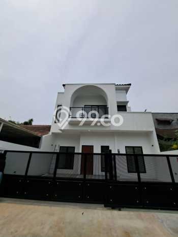 Rumah Mewah LB 160m2 Siap Huni Desain Elegan di BSD Kencana Loka, Tangerang Rumah Mewah LB 160m2 Siap Huni Desain Elegan di BSD Kencana Loka, Tangerang