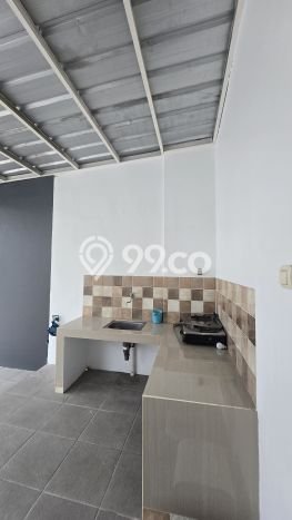 Disewakan! Rumah 3 Kamar Tidur &
1 Kamar Mandi di Gading Serpong, Tangerang Disewakan! Rumah 3 Kamar Tidur &
1 Kamar Mandi di Gading Serpong, Tangerang