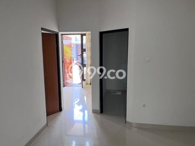 Rumah 3 KT 2 KM di Kawasan Bintaro, Tangerang Selatan Rumah 3 KT 2 KM di Kawasan Bintaro, Tangerang Selatan