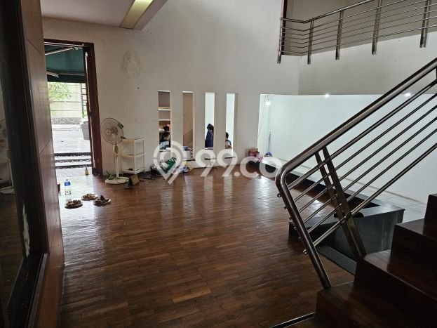 Jual Rumah Luas Megah Dengan View Eksklusif di Bendungan Hilir, Jakarta Pusat Jual Rumah Luas Megah Dengan View Eksklusif di Bendungan Hilir, Jakarta Pusat