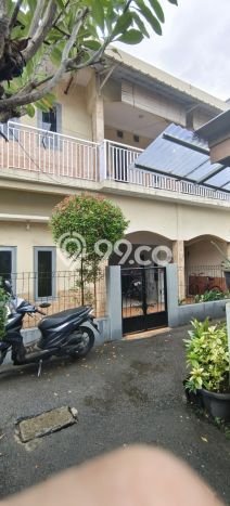 Kost Dijual di Cipulir dengan 10 KT dan Luas 260m2 Kost Dijual di Cipulir dengan 10 KT dan Luas 260m2