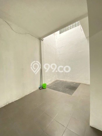 For Sale Rumah 4 Kamar Lokasi Strategis Bagus dan Strategis di Antapani For Sale Rumah 4 Kamar Lokasi Strategis Bagus dan Strategis di Antapani