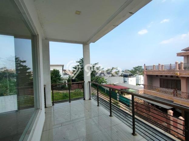 SPECIAL OFFER! Rumah area Cikutra, 5 KT, Lingkungan Strategis, Luas 300m² Bangunan 270m² SPECIAL OFFER! Rumah area Cikutra, 5 KT, Lingkungan Strategis, Luas 300m² Bangunan 270m²